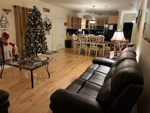 “Comfortable New Leather Power Reclining Couches”