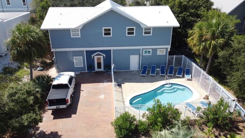 Overhead of Magnolia Hill