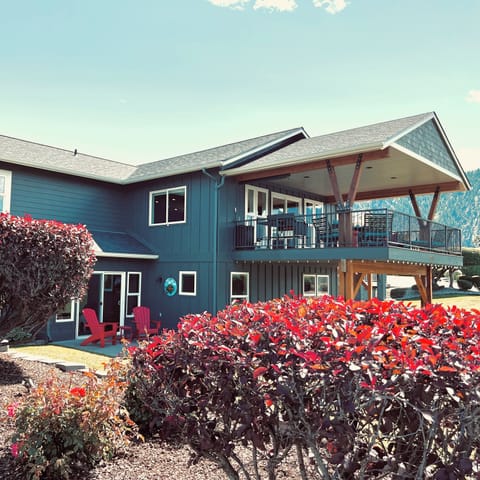 209 Manson View Drive.