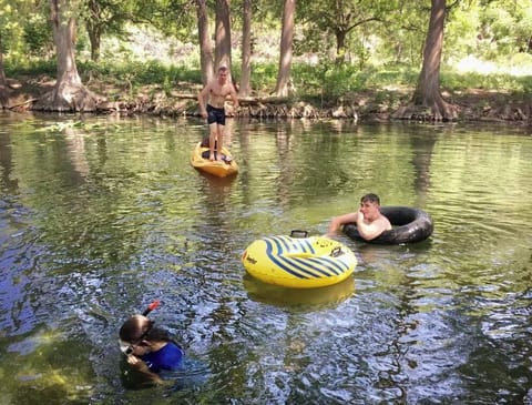 Sparkling Frio - DEEP water at private river house Sparkling Frio!