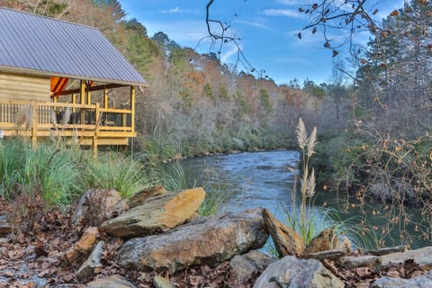 400 feet of waterfront with plenty of parking and places to explore. 