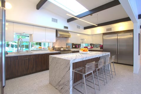 Gourmet Kitchen: Viking range & 66" fridge/freezer, 2 sinks and 2 dishwashers