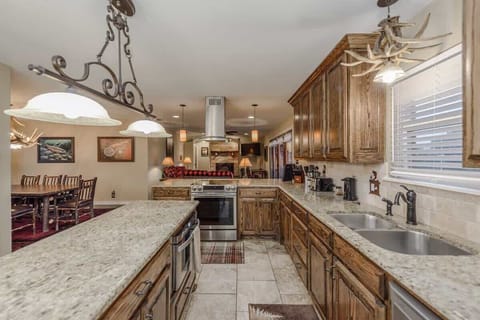 Chef`s Style Kitchen