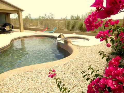  Patio / Pool / Spa Oasis for you to relax and recharge your solar batteries!
