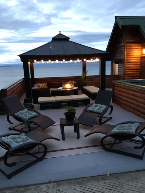 roof top patio with fire pit