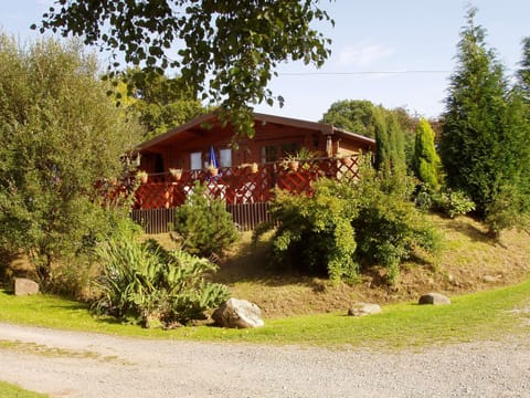 TWINPINE LODGE