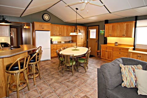 Spacious south side dining area.