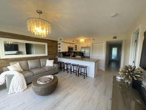 Living/ Kitchen