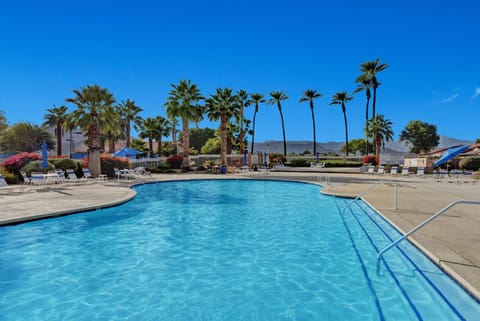 Main Pool on Eisenhower