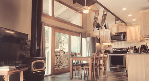 Light & Bright,  Modern & Mountain