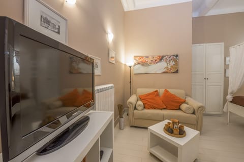 our master suite, with air conditioning and private bathroom 