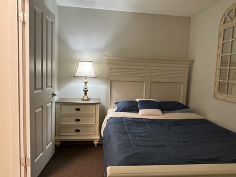 Entrance level queen & ensuite