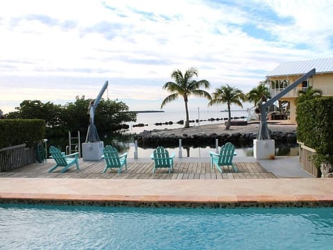 Welcome to the Oceanfront pool home!!