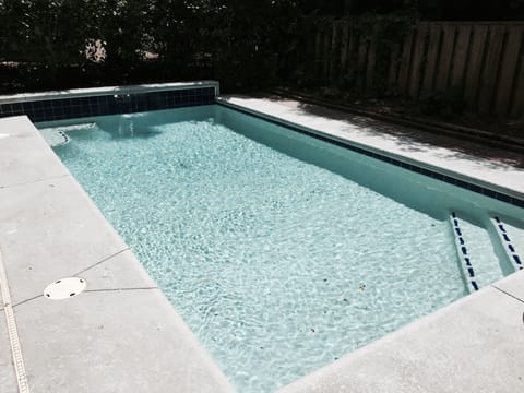 Private Pool can be heated