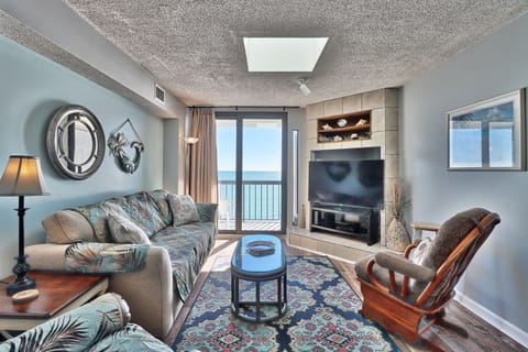 Direct ocean view
