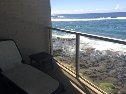 Relax on your lanai above the ocean. Stay for the sunset.