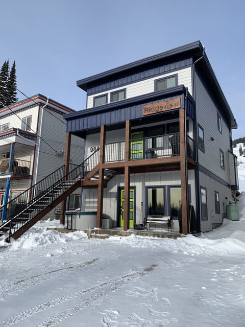 Beautifully Appointed Vacation Home
