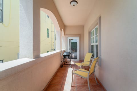 Outdoor wrap around balcony with electric grill