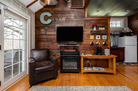 Free Satellite TV and WiFi