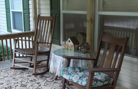 Relax surrounded by the sounds of nature..