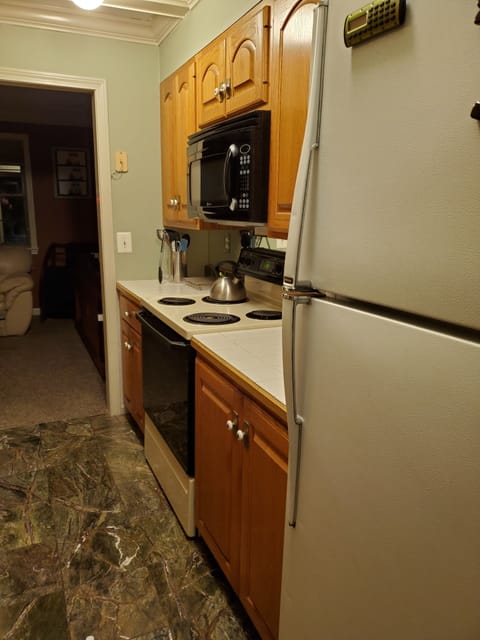 Galley kitchen stove side