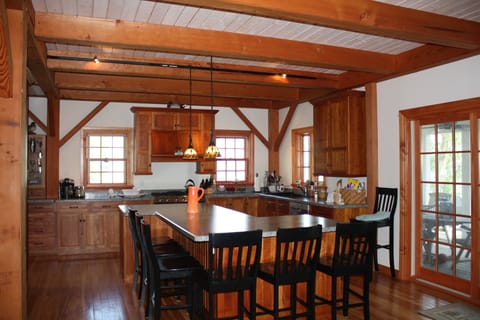 Kitchen - Sliding Glass Door to Screened Porch