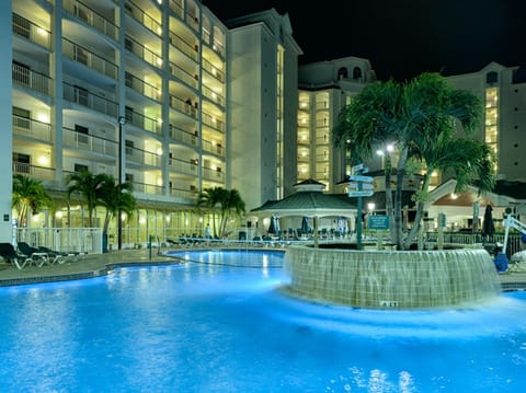 Enjoy the pool, during day or night.