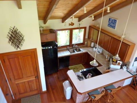 Fully Stocked Kitchen, new appliances