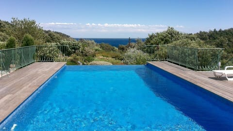 Pool and sea view