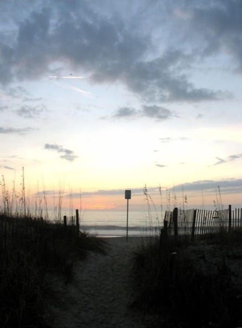 Beautiful View of WB beach!
