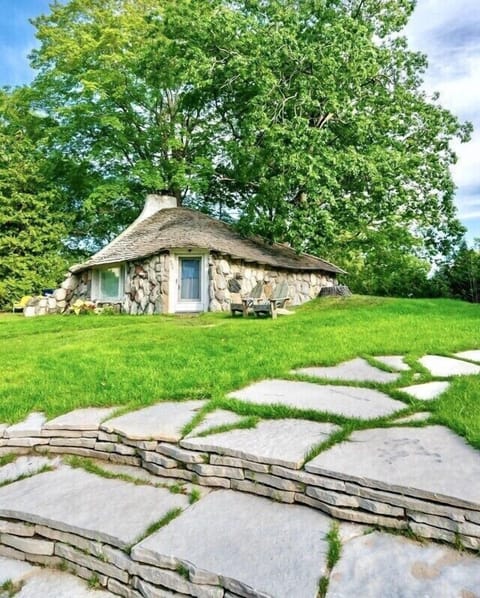 Half House  |  Charlevoix Michigan