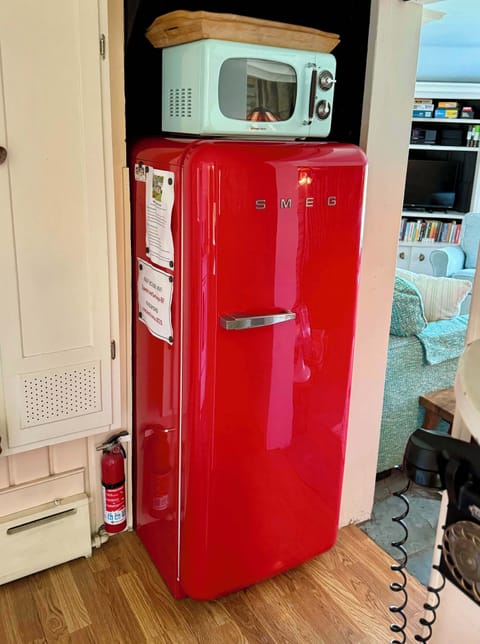 Refrigerator and Microwave