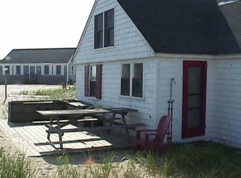 Deck with Outdoor Shower