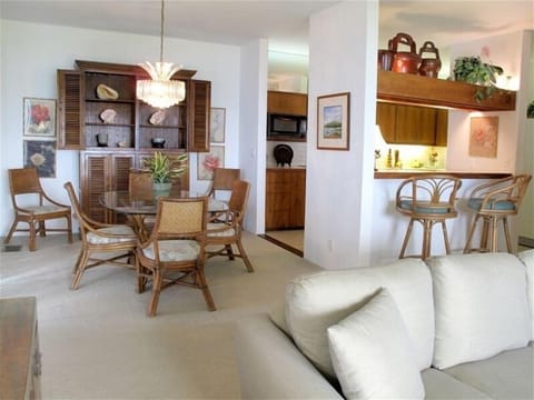Dining Area & Kitchen-Kanaloa at Kona Oceanfront Vacation Condo, Big Island