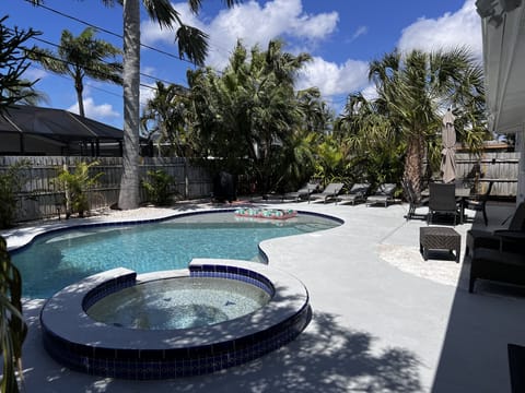 Your private pool and spa
