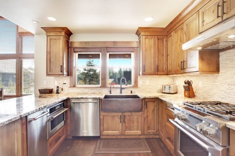 Completely new kitchen 