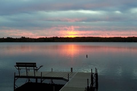 Nice 32ft pier & swim raft. Canoe provided. Boat rentals thru local marinas.