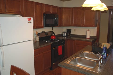 Fully equipped kitchen