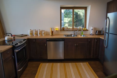 The fully updated kitchen