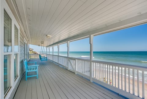 upstairs deck