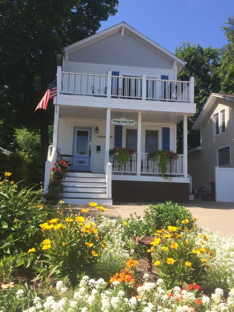 Hang Your Hat, the place you call "home", just one block from The Channel