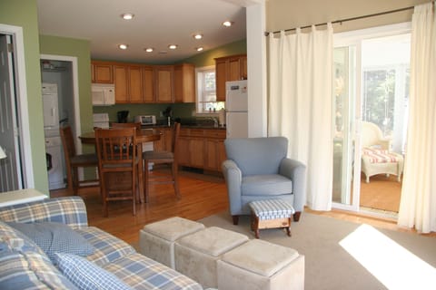 living room/kitchen. Granite countertops, fully appliance kitchen, washer/dryer