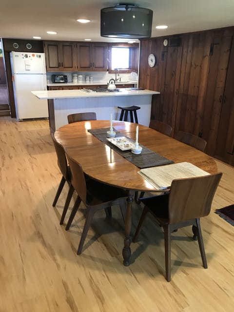 New kitchen and dining room flooring