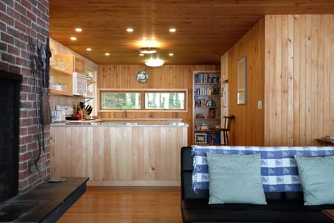 Looking from the living room toward the kitchen.