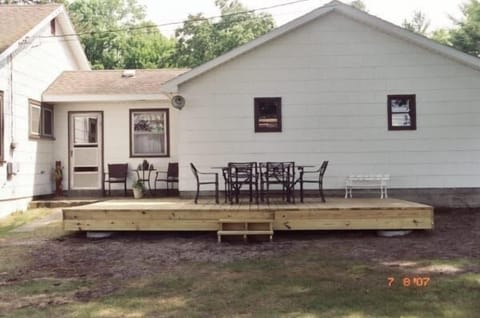 Outside dinning area