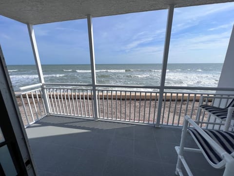 2nd floor Oceanfront balcony