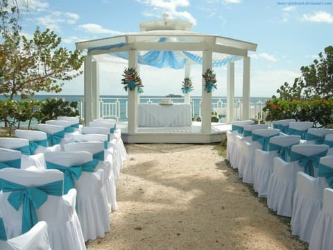 Beach weddings