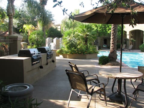 Gas grills, cabanas, lounges and spa all for your enjoyment.