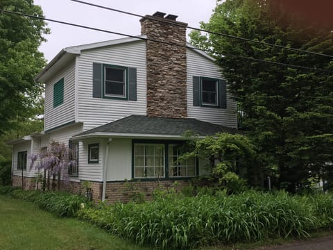 Cottage Home