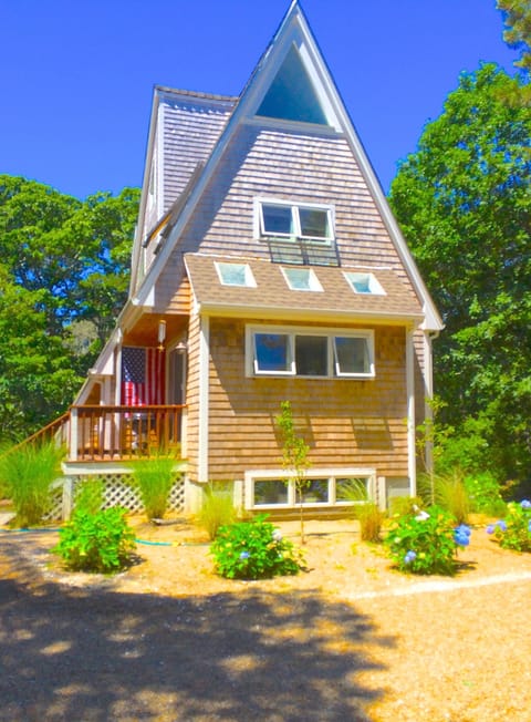 Front view of home